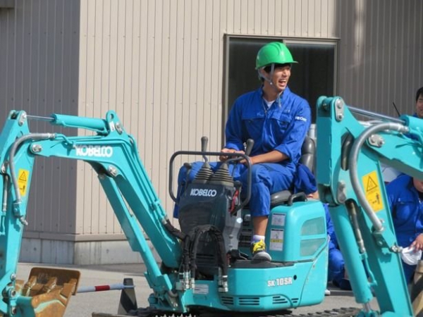 VẬN HÀNH MÁY XÂY DỰNG